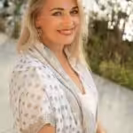 Sabine Solaris Hoffmann im Wild und Weise Podcast. Folge: Dazu gehört Mut! - Geh deinen Weg